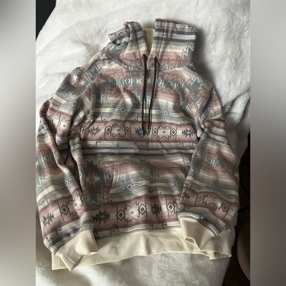 Shayne Aztec Print Hoodie Size Small, in great condition! Worn three times!
